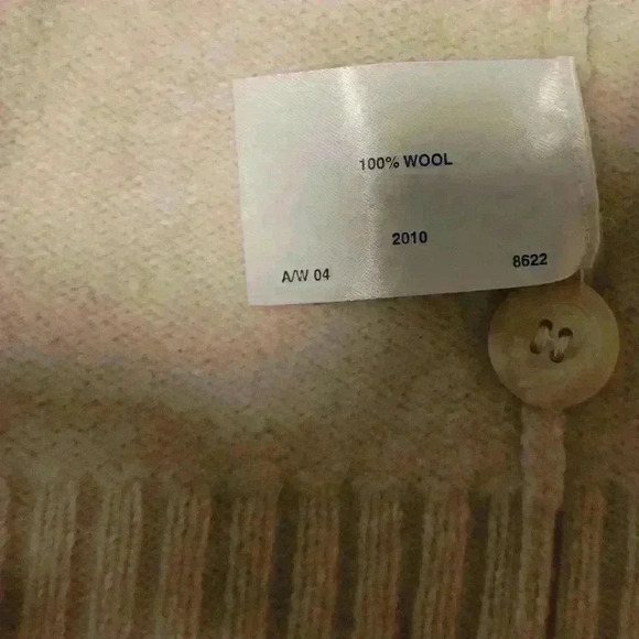 Elegant Beige Embroidered Cardigan - Picture 9 of 9